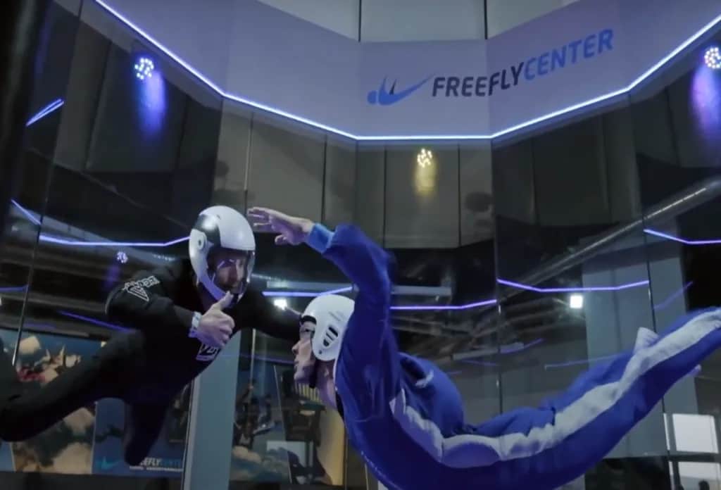 Ile trwa lot w tunelu aerodynamicznym? Czas, który warto znać